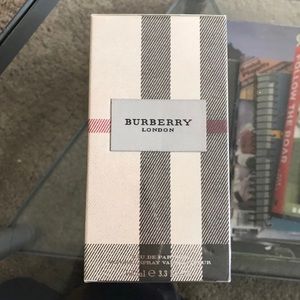 ❤️SOLD❤️Burberry London Perfume
